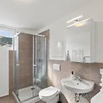 Farawayhomes Leoben #p82 아파트 *